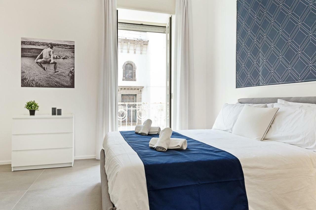 Napoli Suite Caravaggio Apartment Bagian luar foto