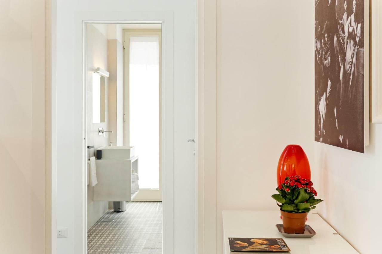 Napoli Suite Caravaggio Apartment Bagian luar foto